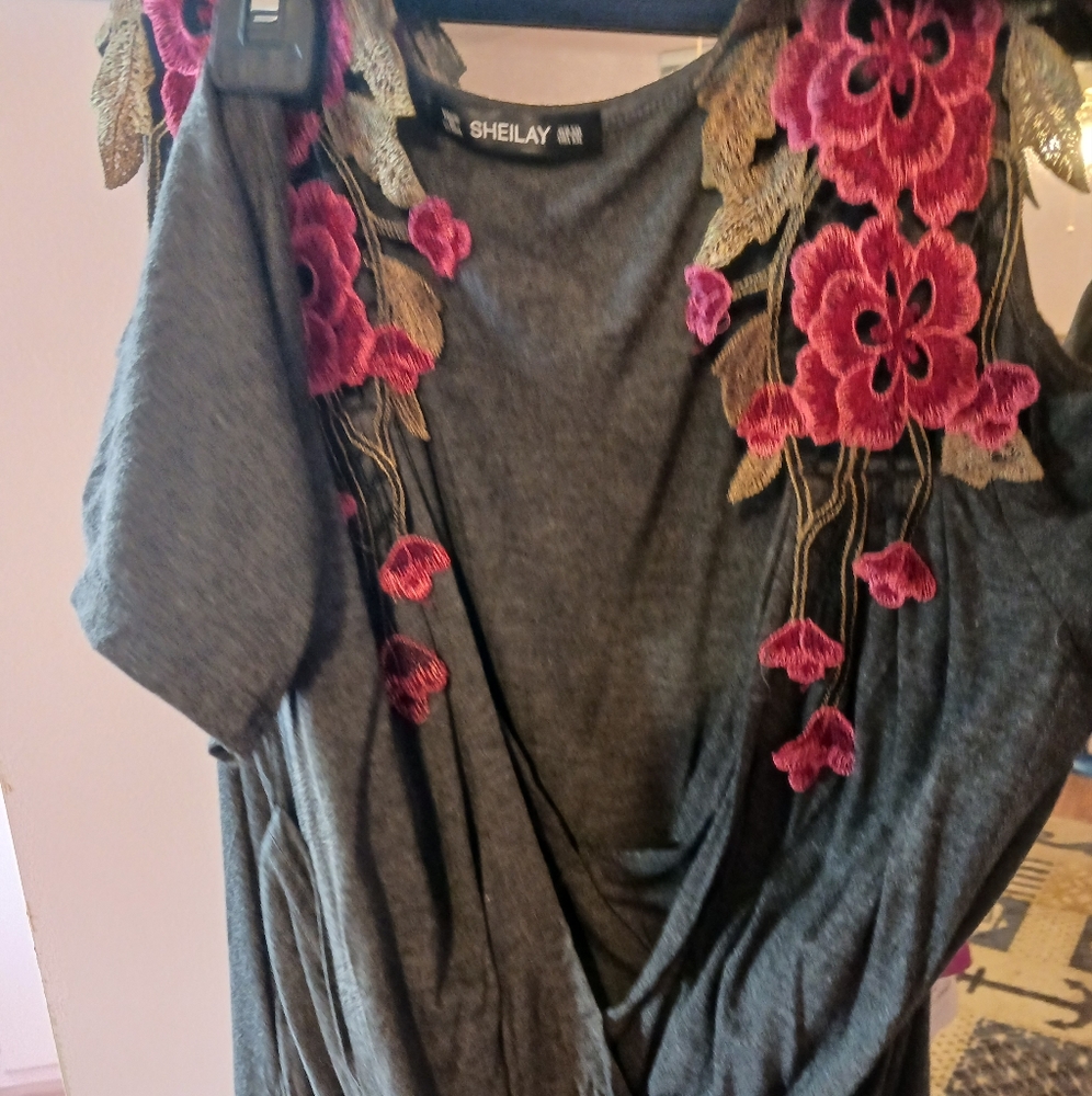 Shirt sold by ladybug Sheilay like new